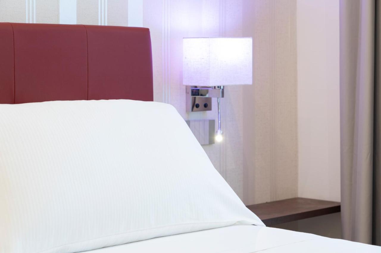 Varese Suites Eksteriør bilde