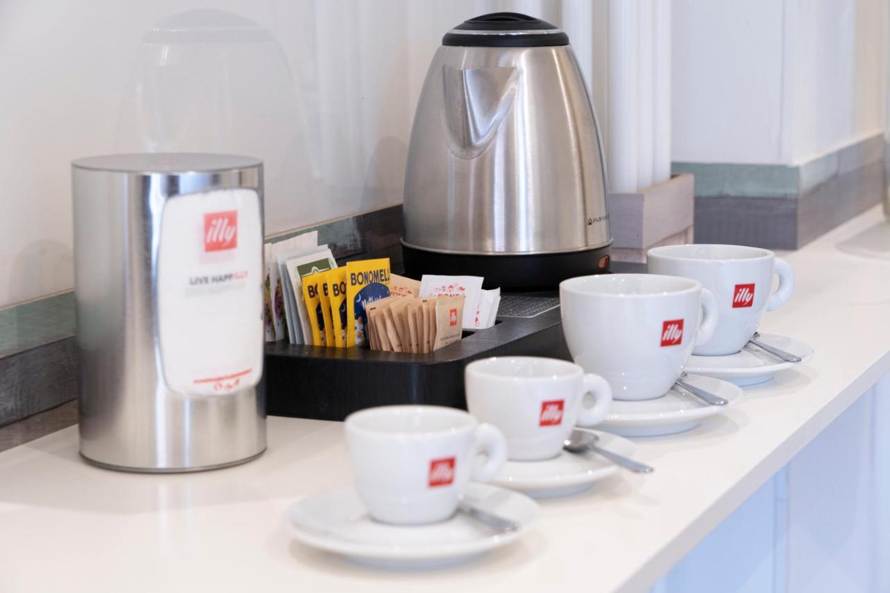 Varese Suites Eksteriør bilde