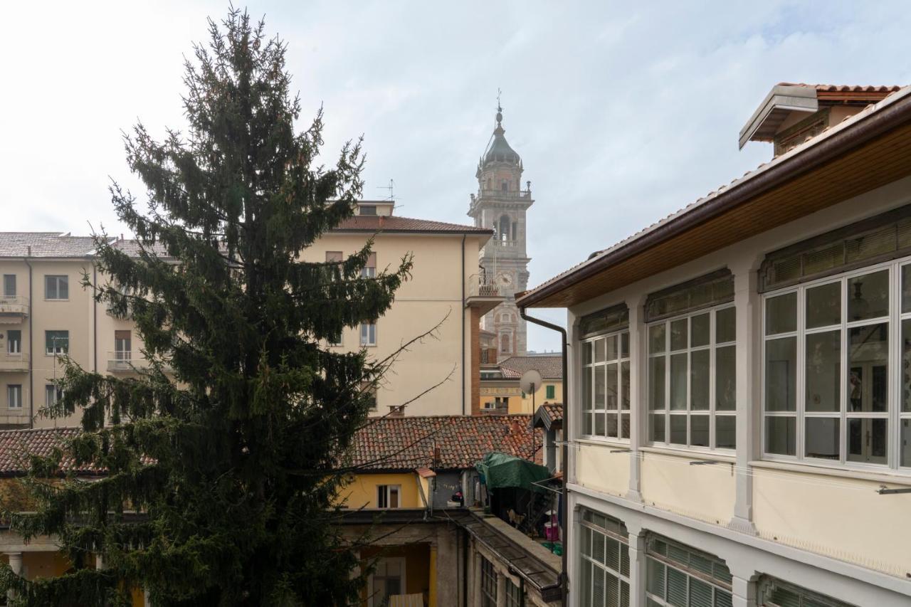 Varese Suites Eksteriør bilde